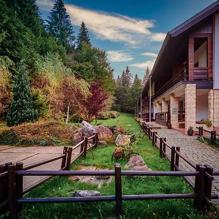 Hotel & Restaurant Sofia Сучевица Екстериор снимка