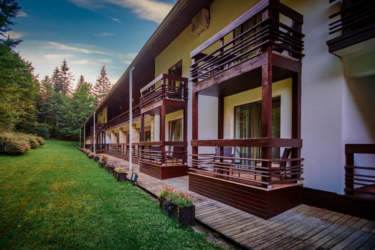 Hotel & Restaurant Sofia Сучевица Екстериор снимка