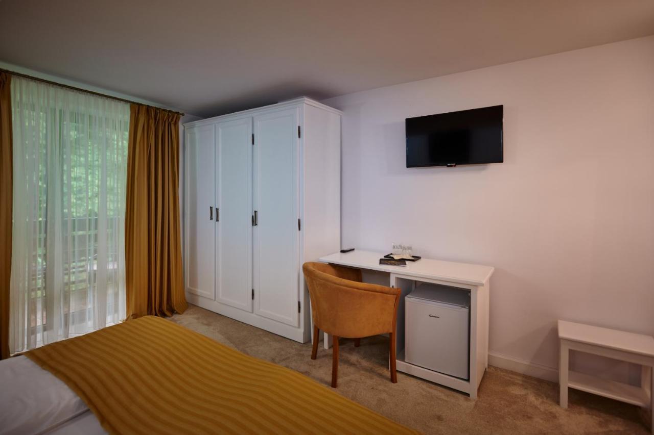 Hotel & Restaurant Sofia Сучевица Екстериор снимка