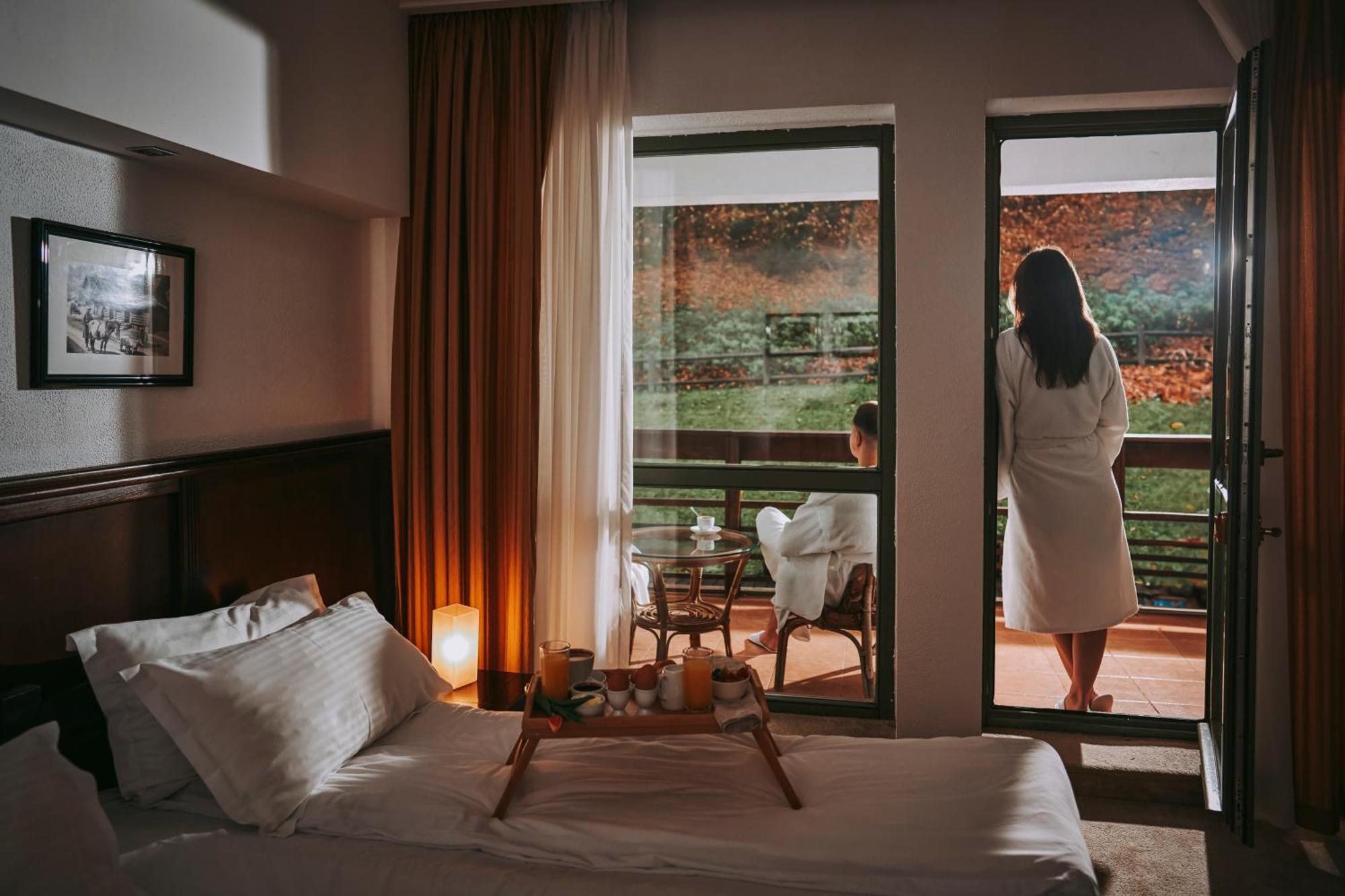 Hotel & Restaurant Sofia Сучевица Екстериор снимка